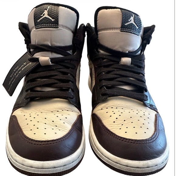 Jordan Air Jordan 1 Mid SE 'Paris YMCA' Sneaker Shoes Men’s US 9 - Picture 3 of 14